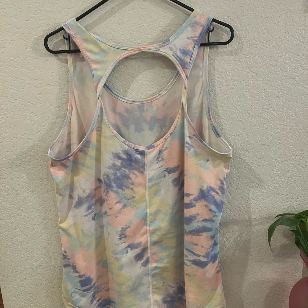 ZYIA Multicolored Backless Relaxed Tank Top - Picture 2 of 4
